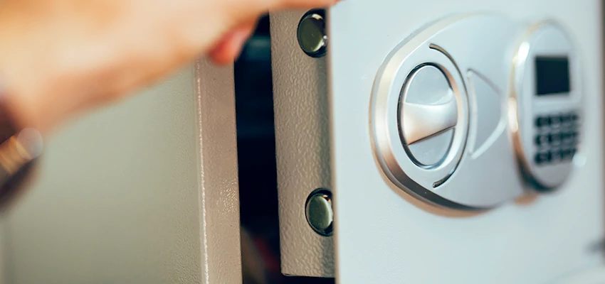 Fingerprint Safe Openers in Lemon Grove, CA