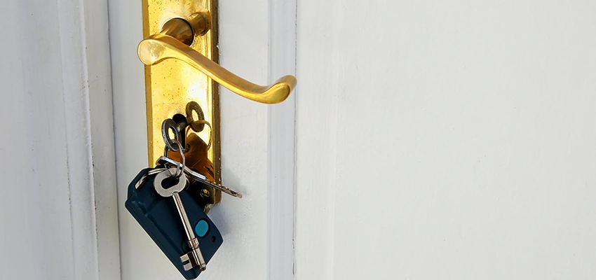 Broken Door Key Extraction in Lemon Grove, CA